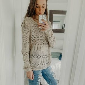 Knit lightweight sweater from Garage - Size M